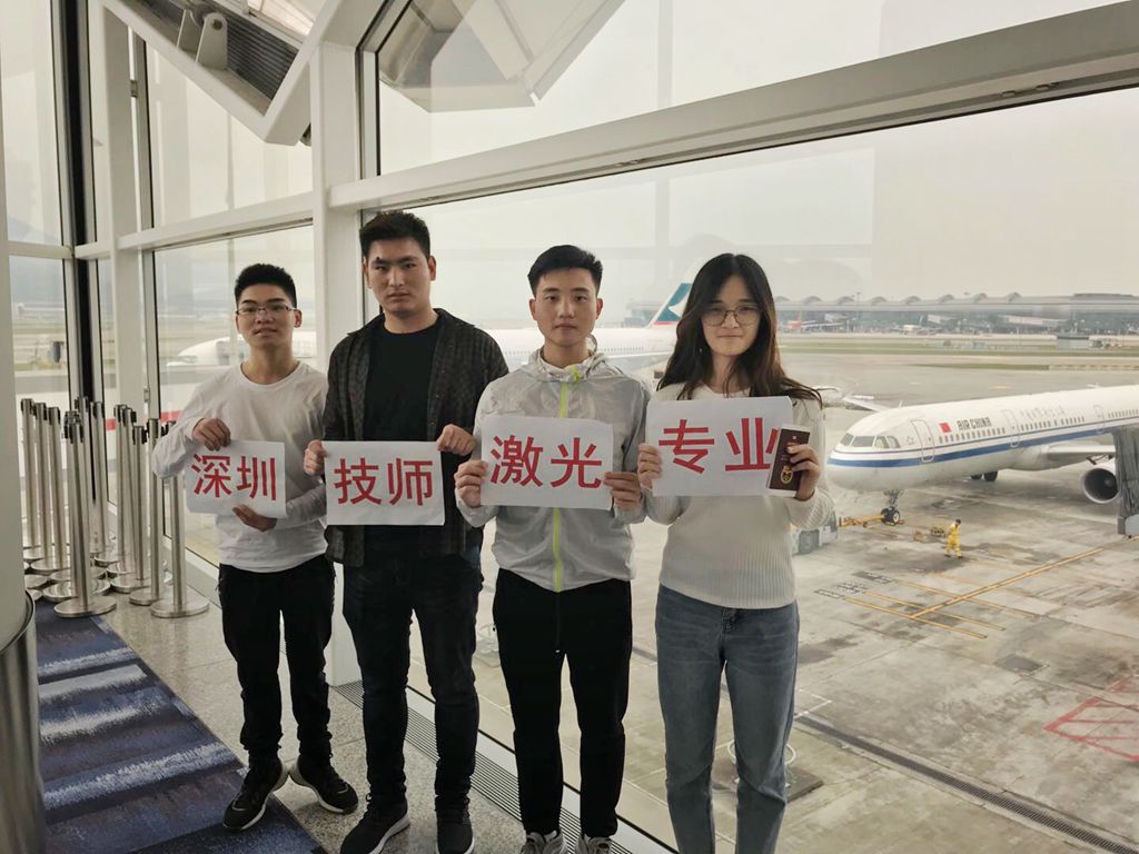 万机第1批海外实习的同学_副本.jpg